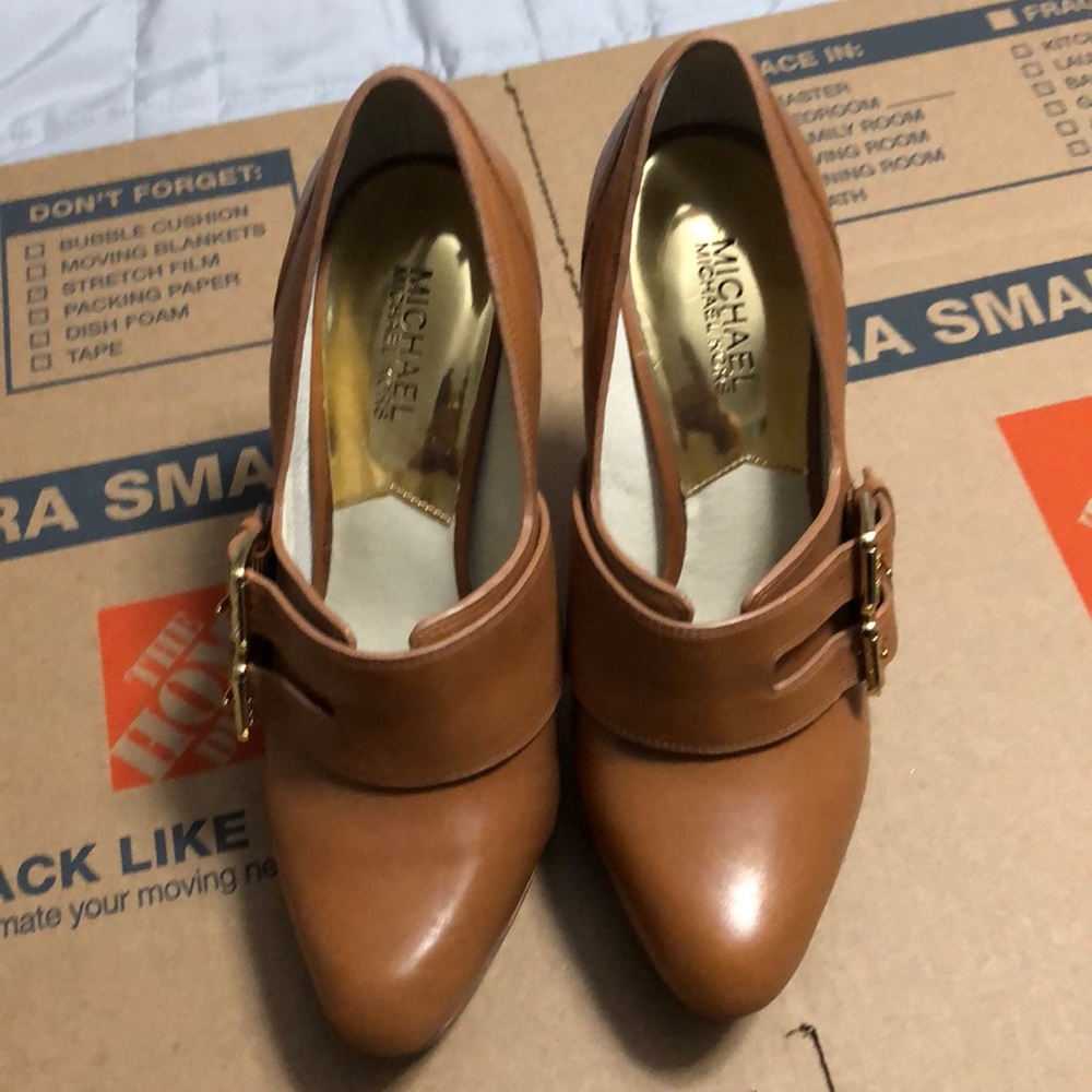 Michael Kors Becca Leather Pumps size 9M